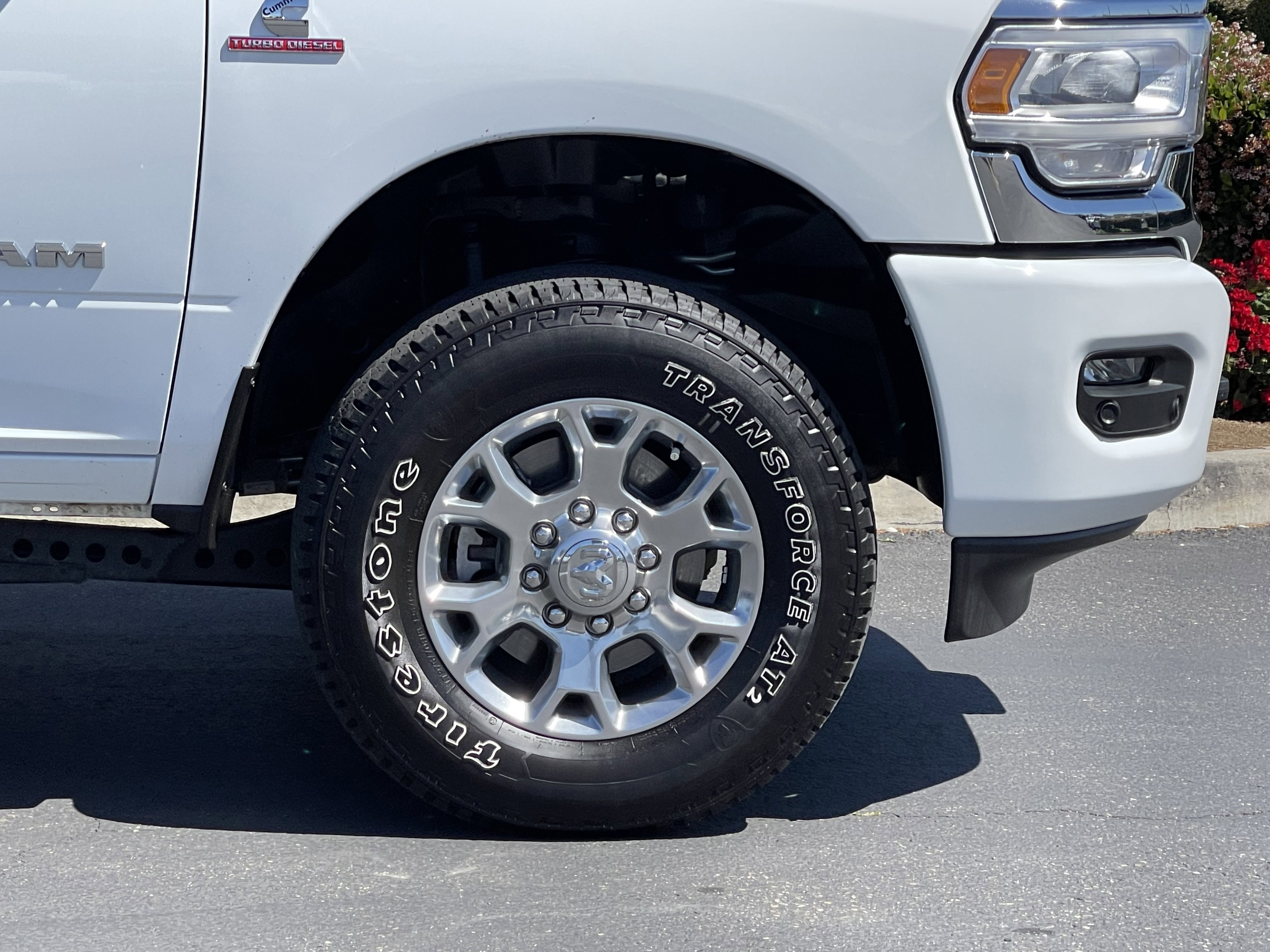 Used 2024 RAM 2500 Laramie w/ Safety Group image 9