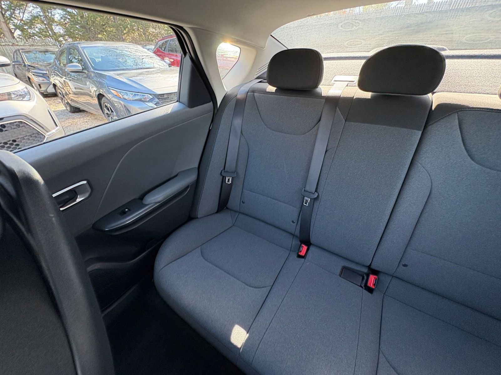 Used 2025 Kia K4 FWD image 37
