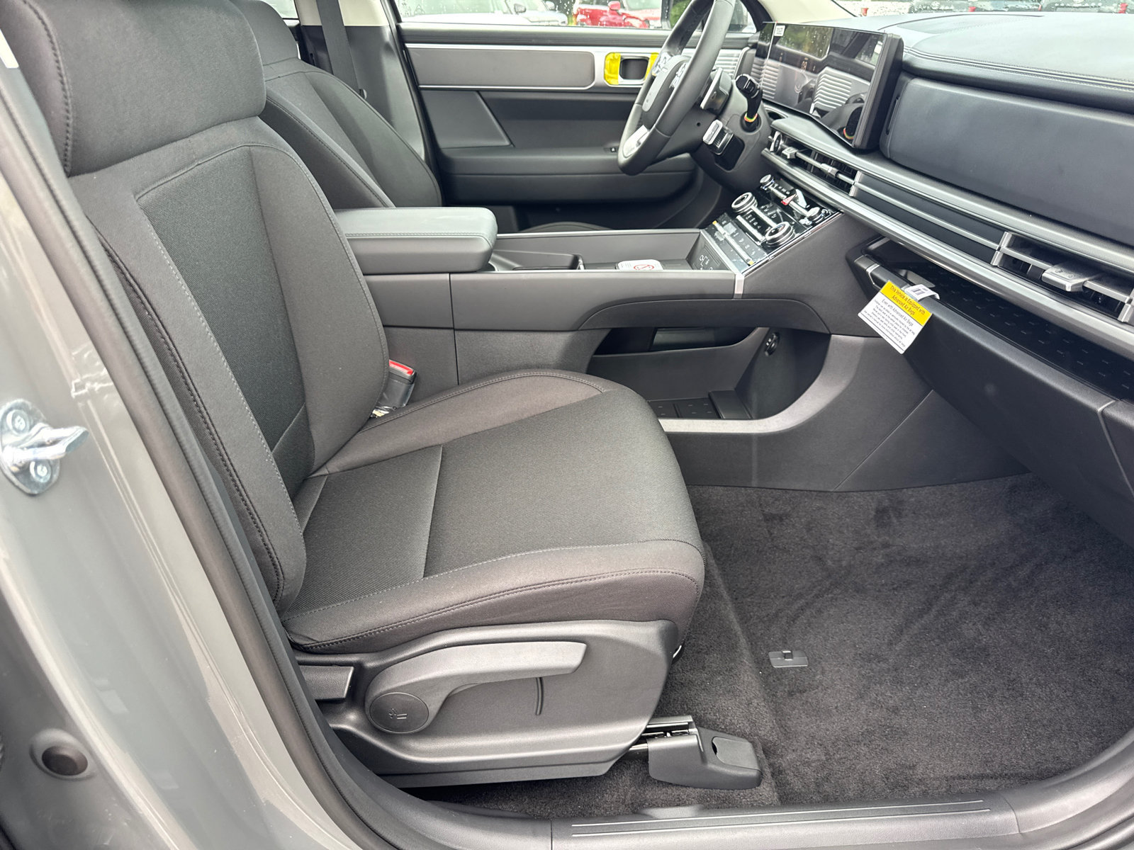 New 2027 Hyundai Santa Fe SE FWD image 14