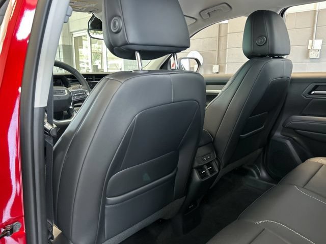 New 2026 GMC Terrain Denali w/ LPO, Black Badging Package AWD/4WD image 19