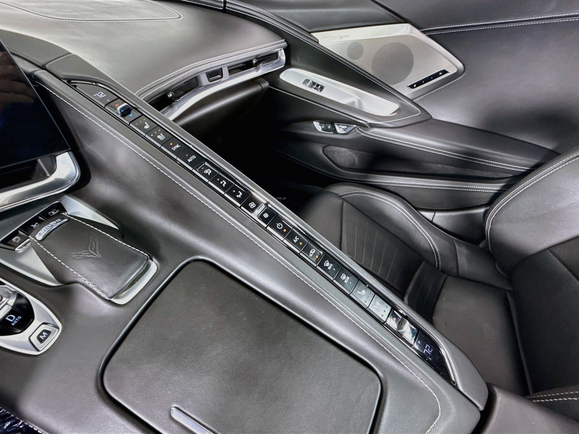 Used 2020 Chevrolet Corvette Stingray Premium Conv w/ 3LT Preferred Equipment Group RWD image 12