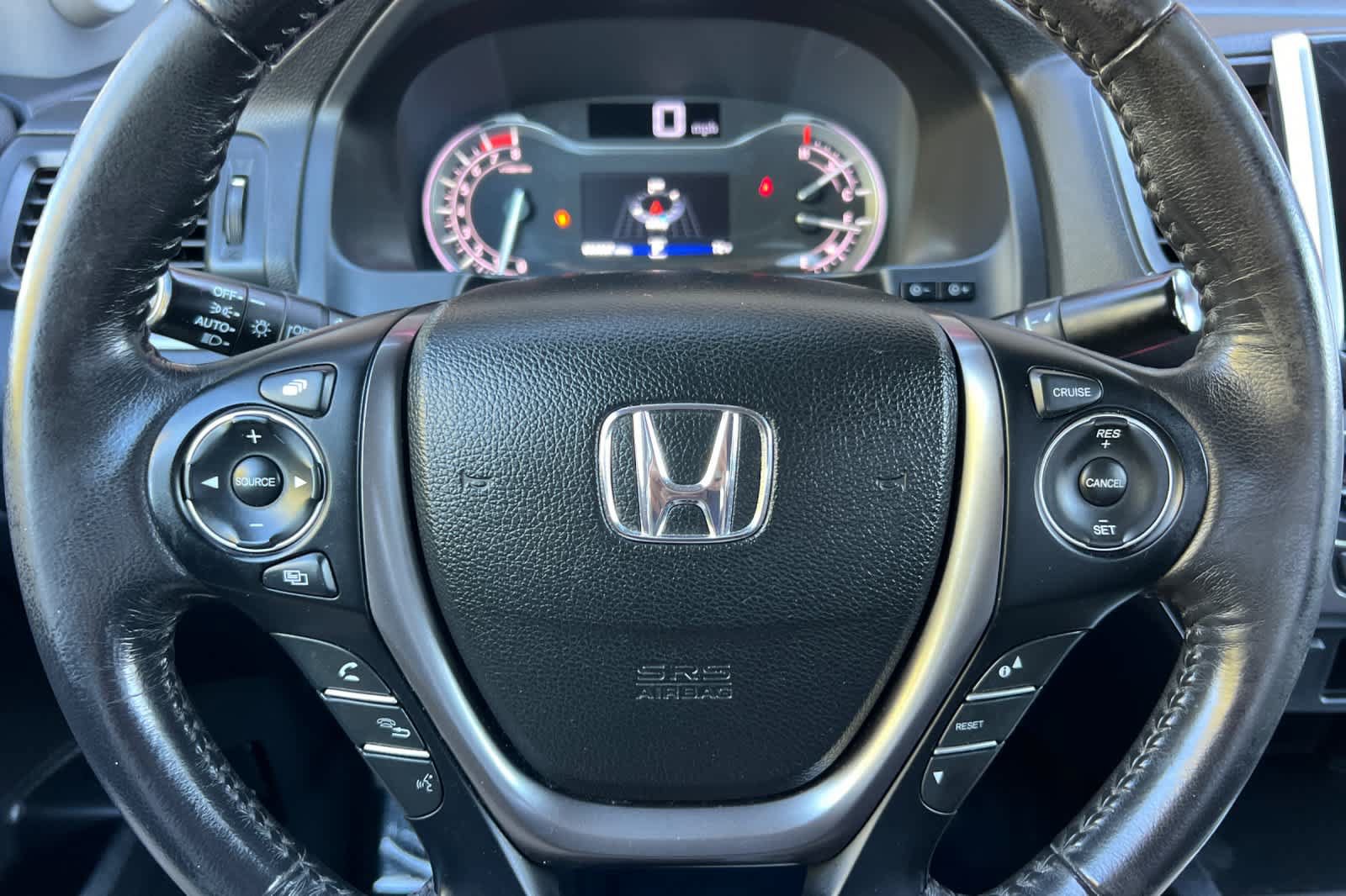 Used 2017 Honda Ridgeline RTL-T image 25