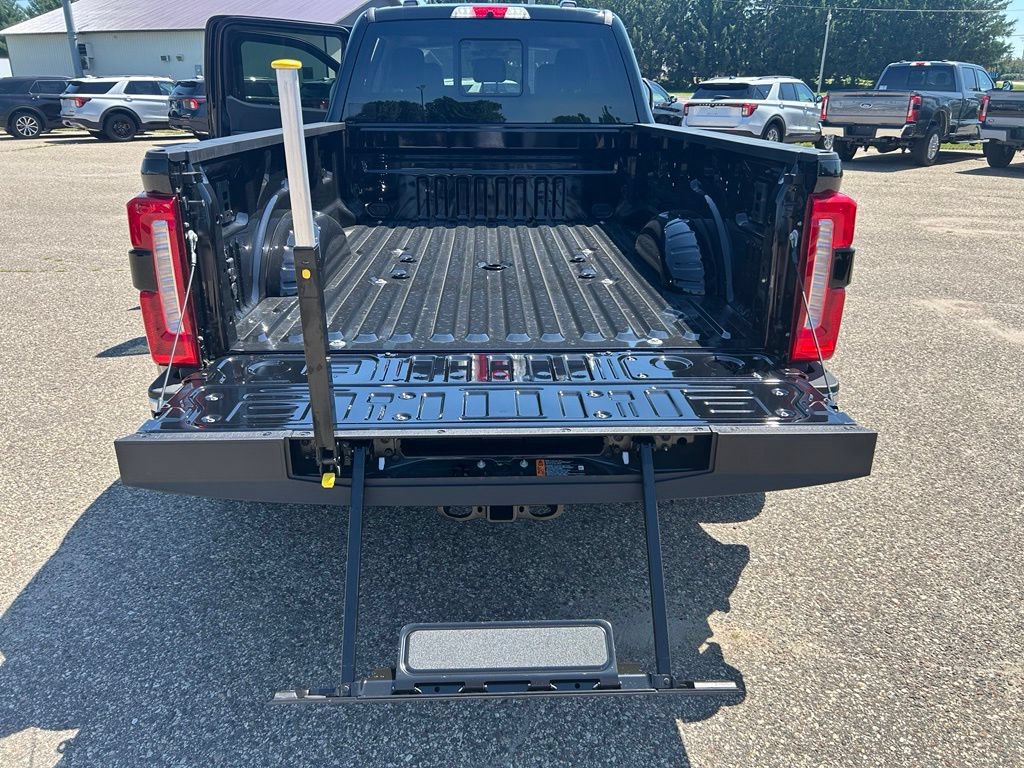 New 2026 Ford F350 Lariat w/ Lariat Premium Package AWD/4WD image 23