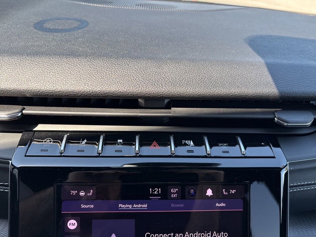 Used 2025 Jeep Grand Cherokee Altitude image 48