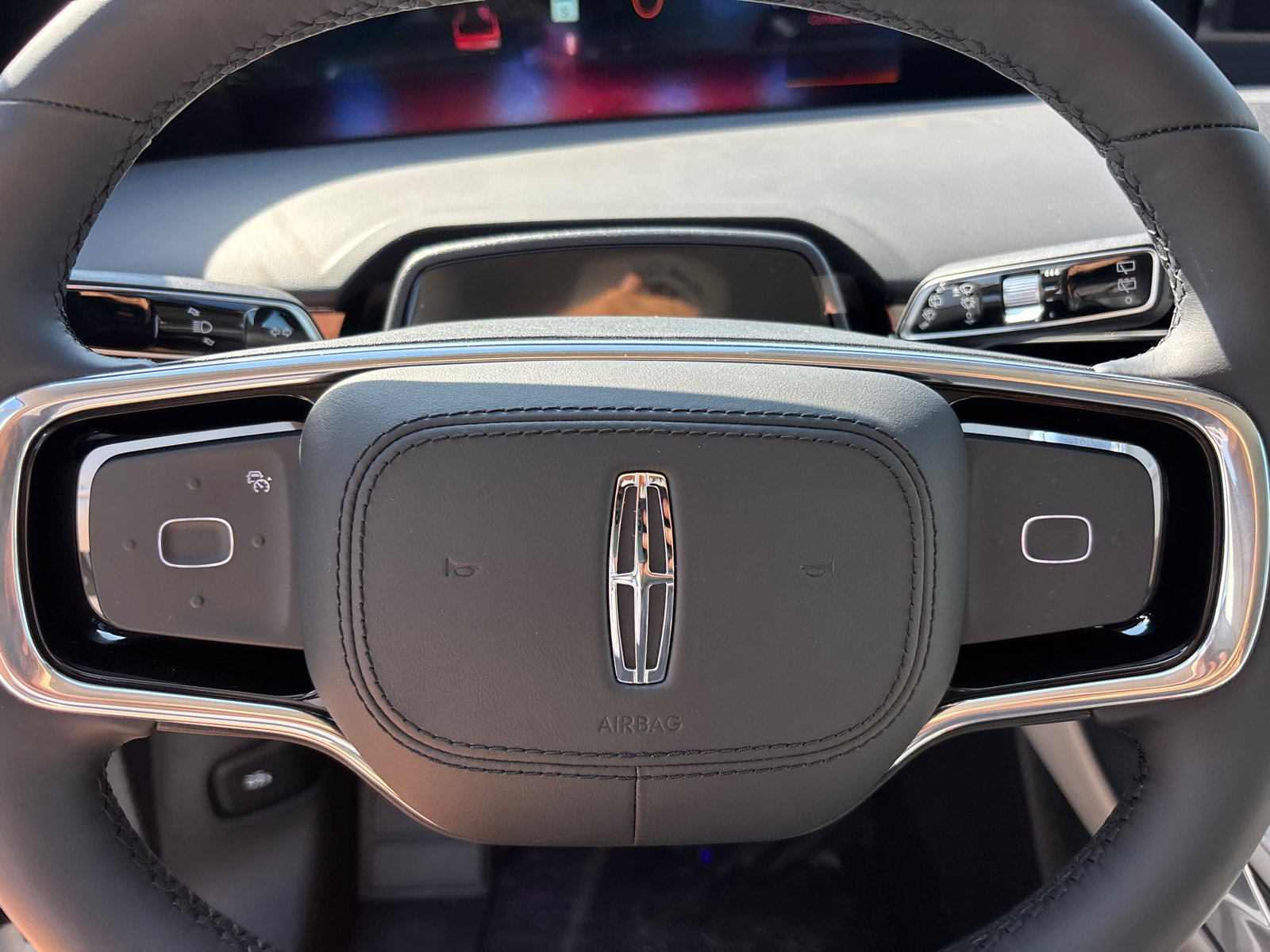 New 2026 Lincoln Nautilus Premier AWD/4WD image 16