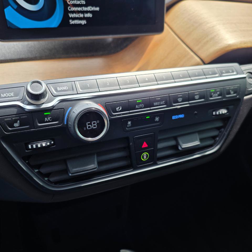 Used 2015 BMW i3 w/ Range Extender RWD image 18