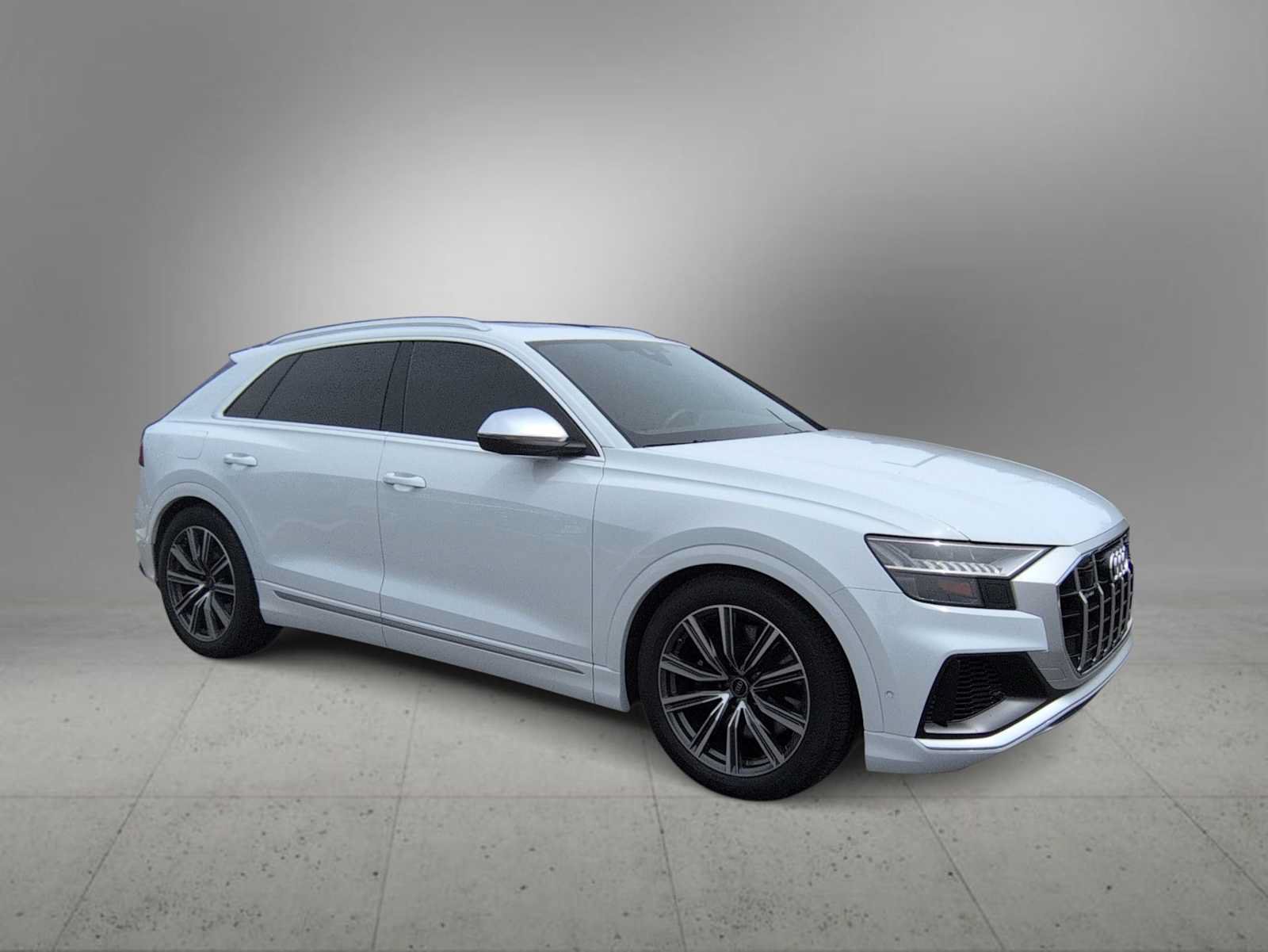Used 2023 Audi SQ8 Premium Plus w/ Executive Package AWD/4WD image 2