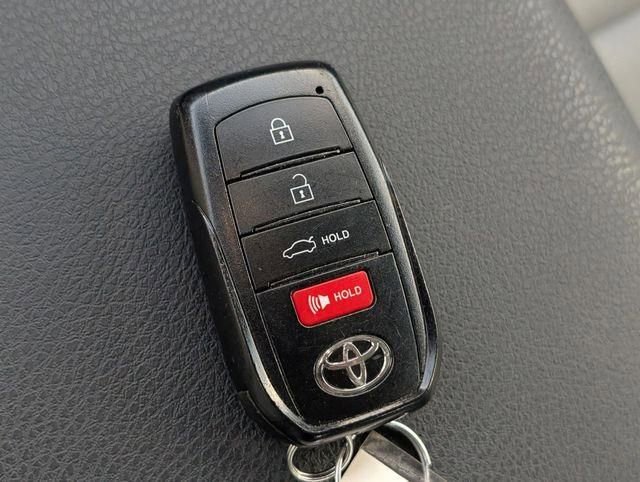 Used 2025 Toyota Camry LE w/ Convenience Package FWD image 27