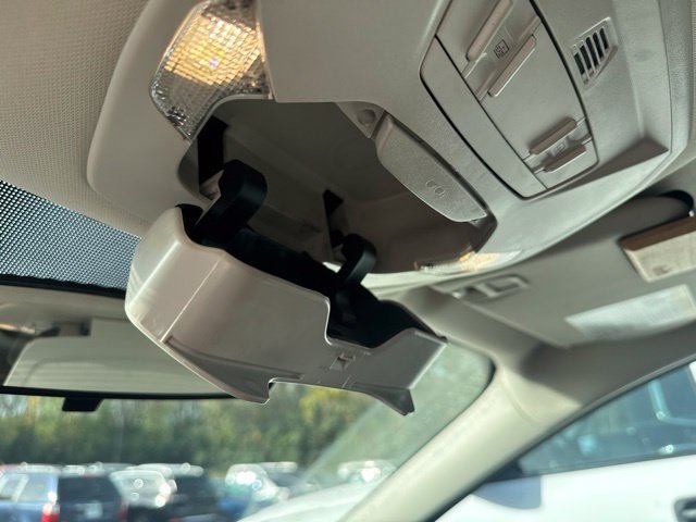 Used 2015 Ford Escape SE AWD/4WD image 19