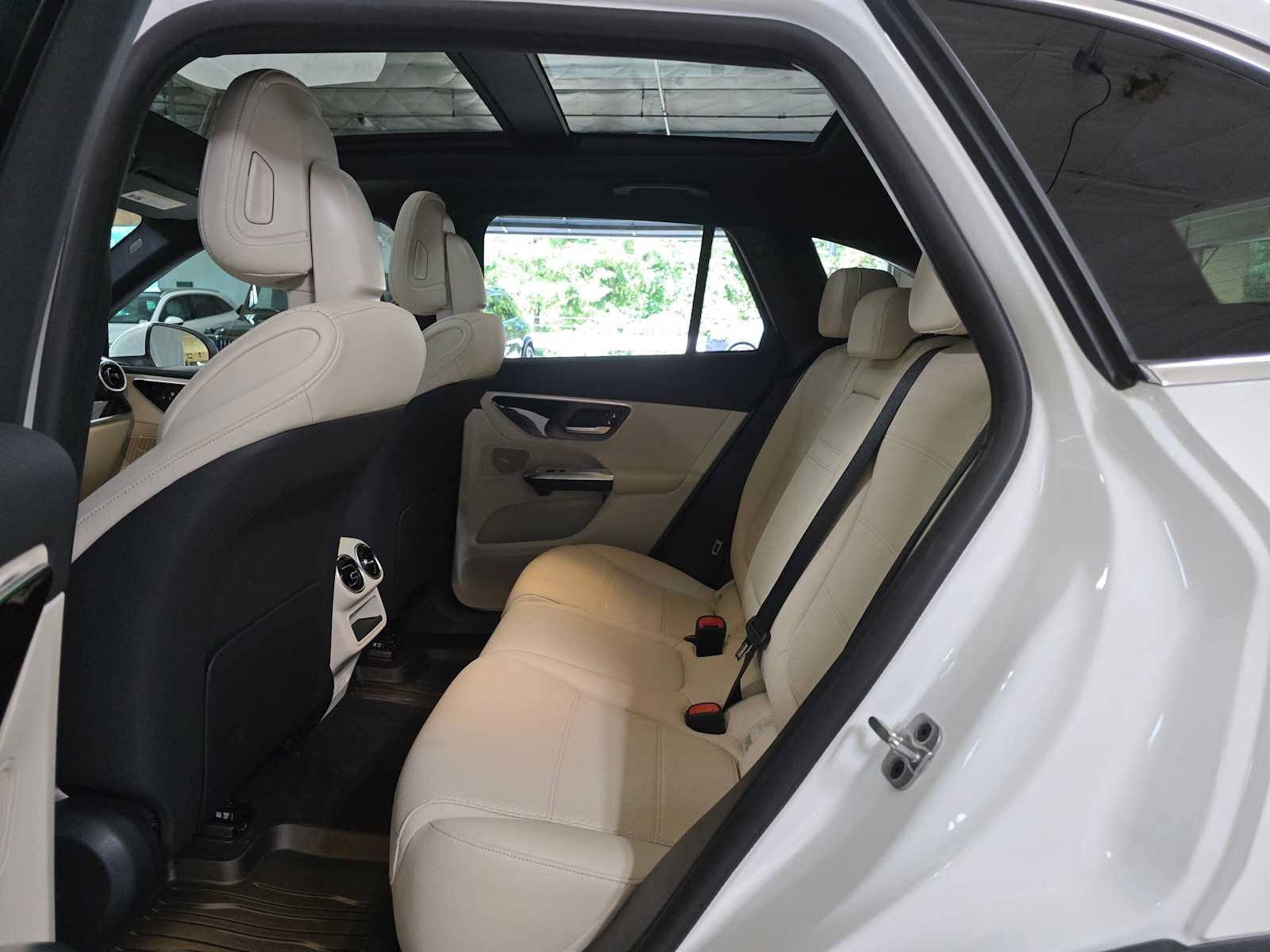 Certified 2026 Mercedes-Benz GLC 300 4MATIC image 16