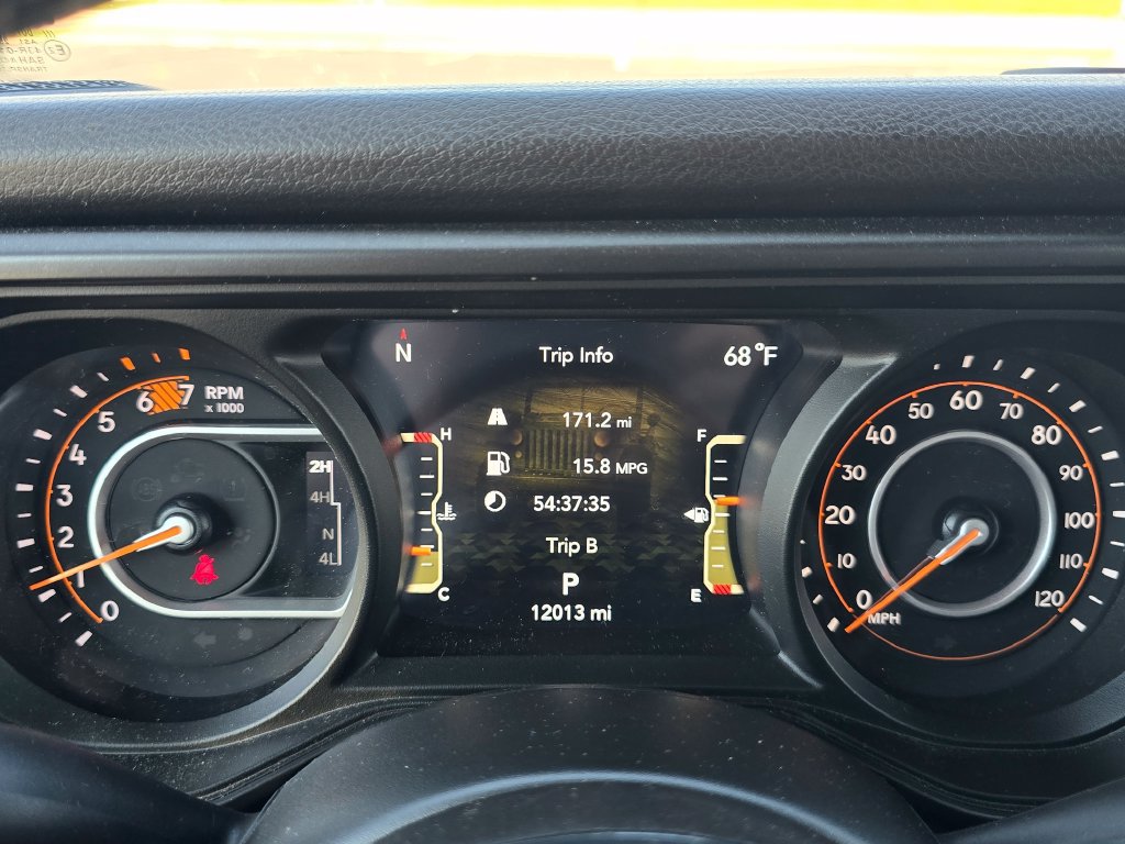 Used 2025 Jeep Wrangler Unlimited Sport AWD/4WD image 29