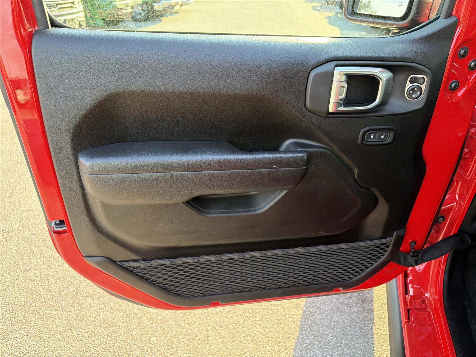 Used 2025 Jeep Wrangler Unlimited Sport S 4xe AWD/4WD image 8