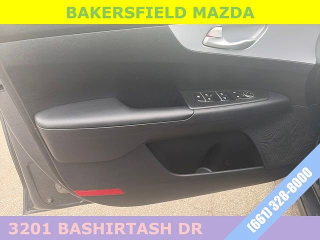 Used 2024 Kia Forte LXS image 10