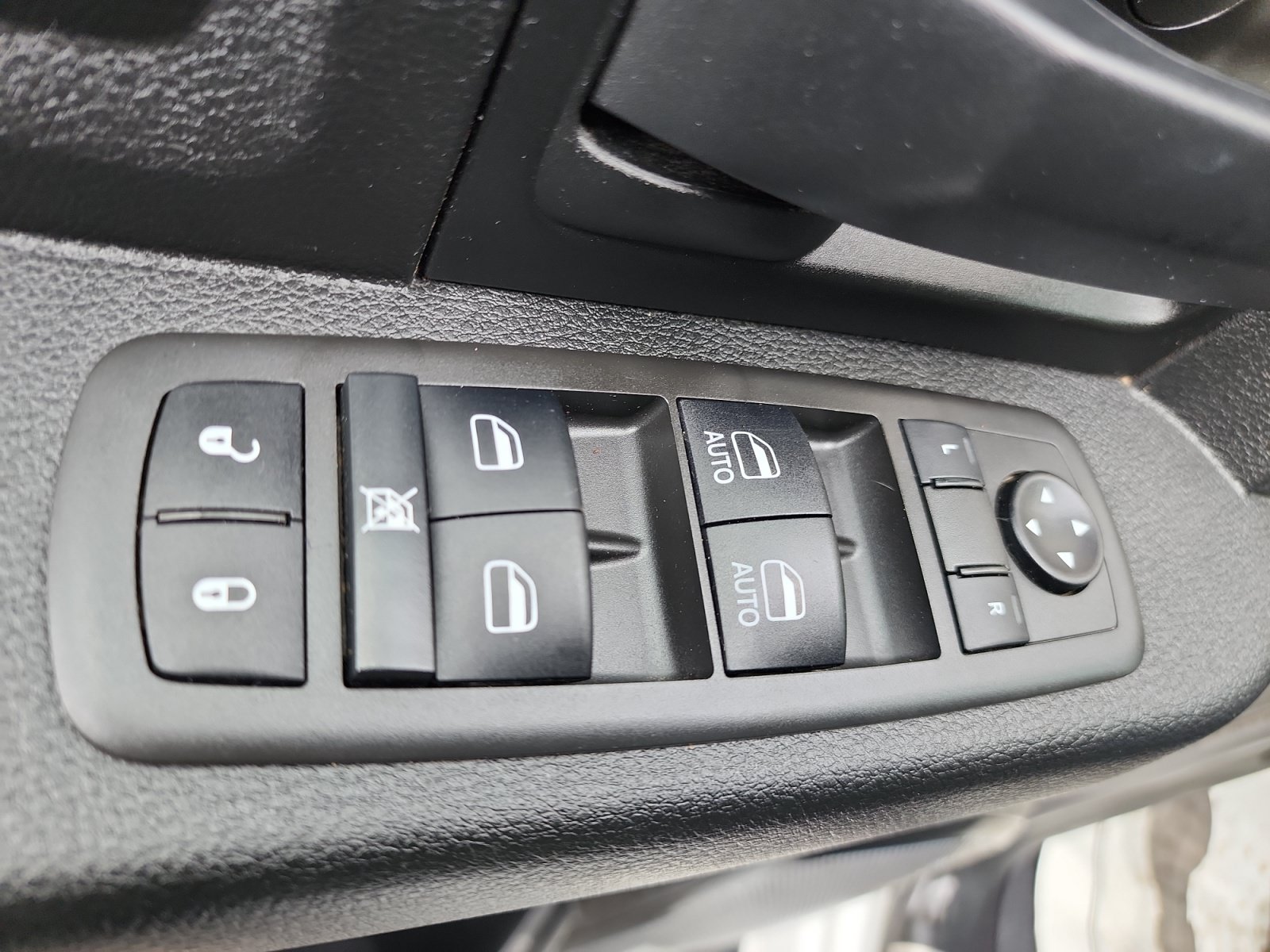 Used 2021 RAM 2500 Tradesman RWD image 17