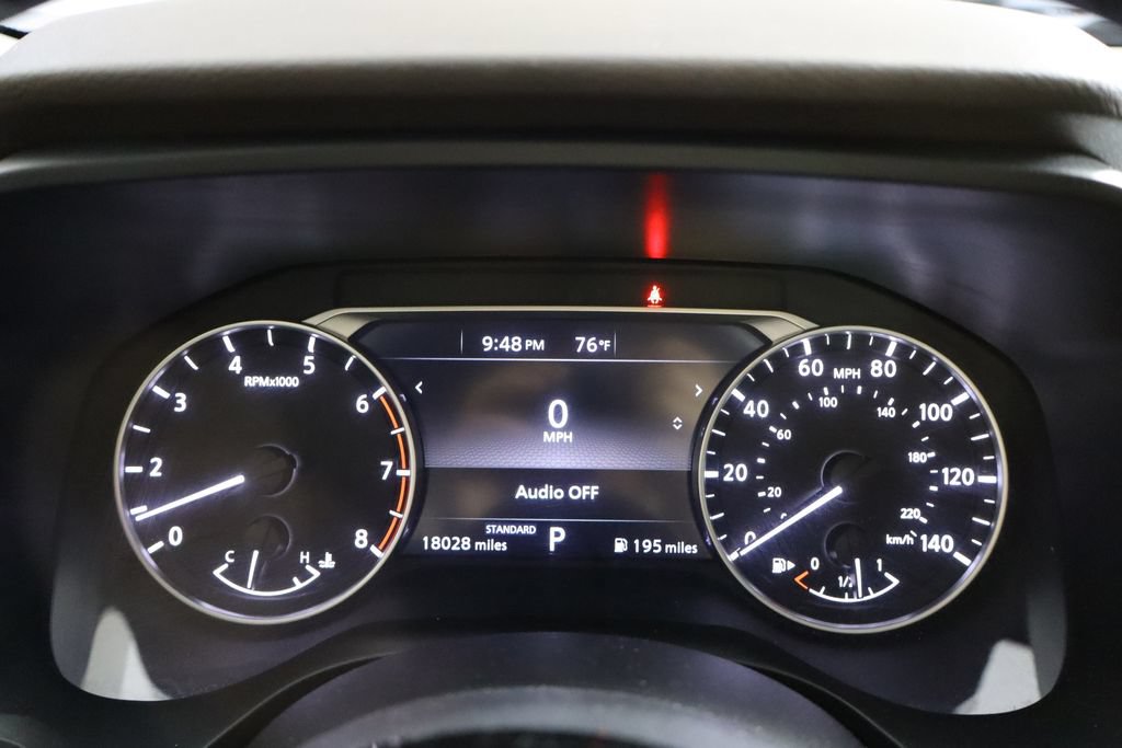 Used 2023 Nissan Rogue SV w/ SV Premium B Package FWD image 11