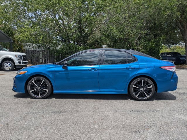 Used 2020 Toyota Camry XSE FWD image 6