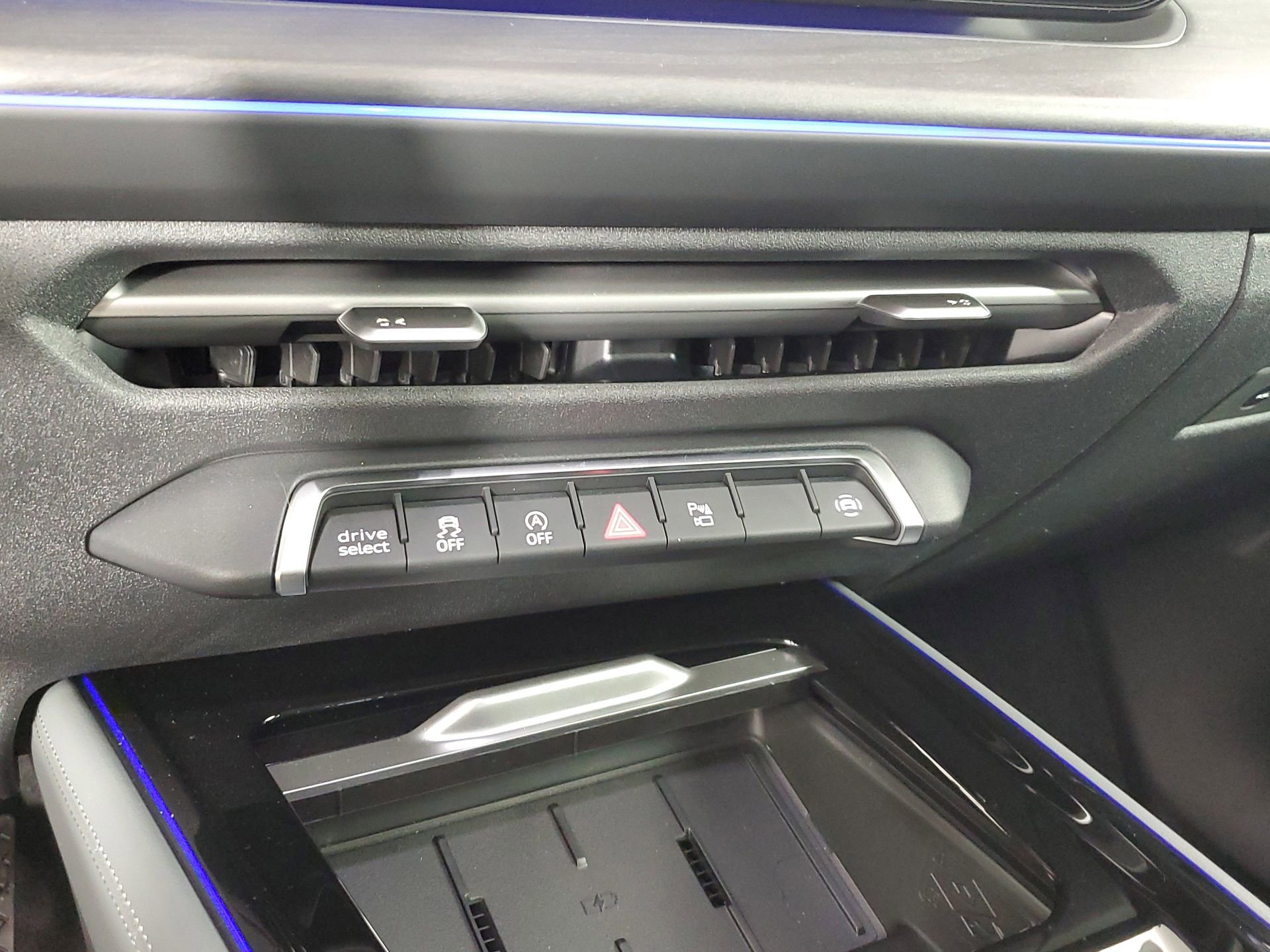 New 2026 Audi Q3 quattro 2.0T image 41