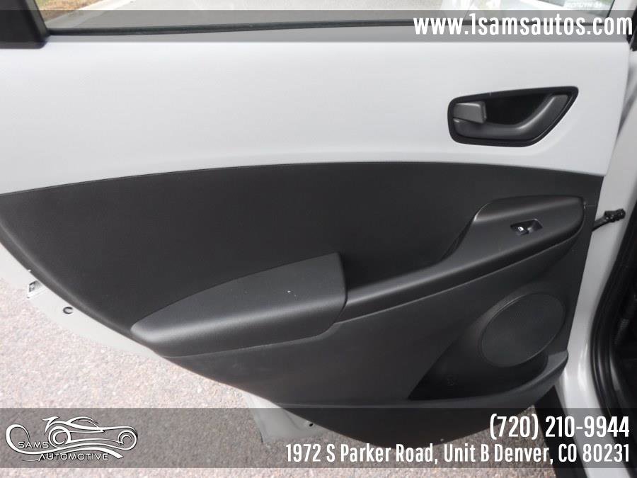 Used 2023 Hyundai Kona SE image 36