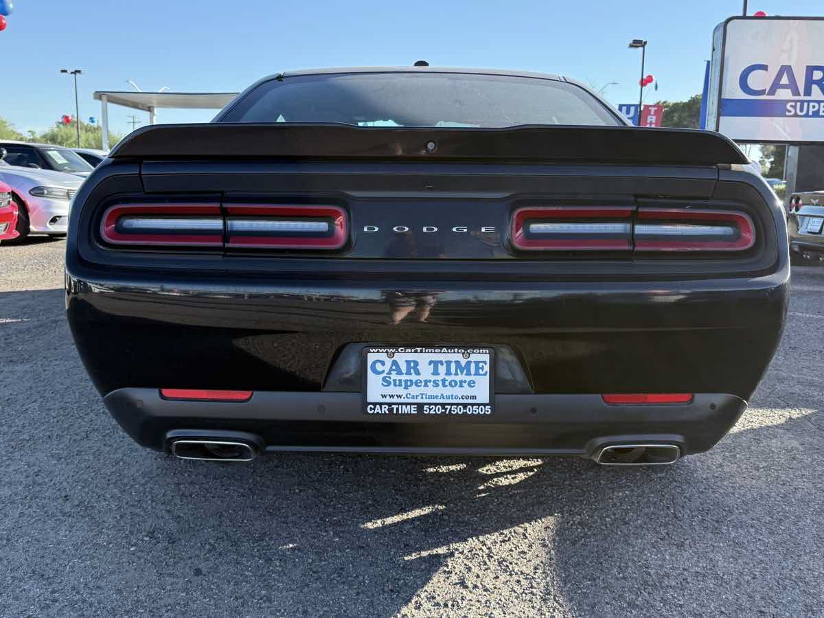 Used 2022 Dodge Challenger GT RWD image 6