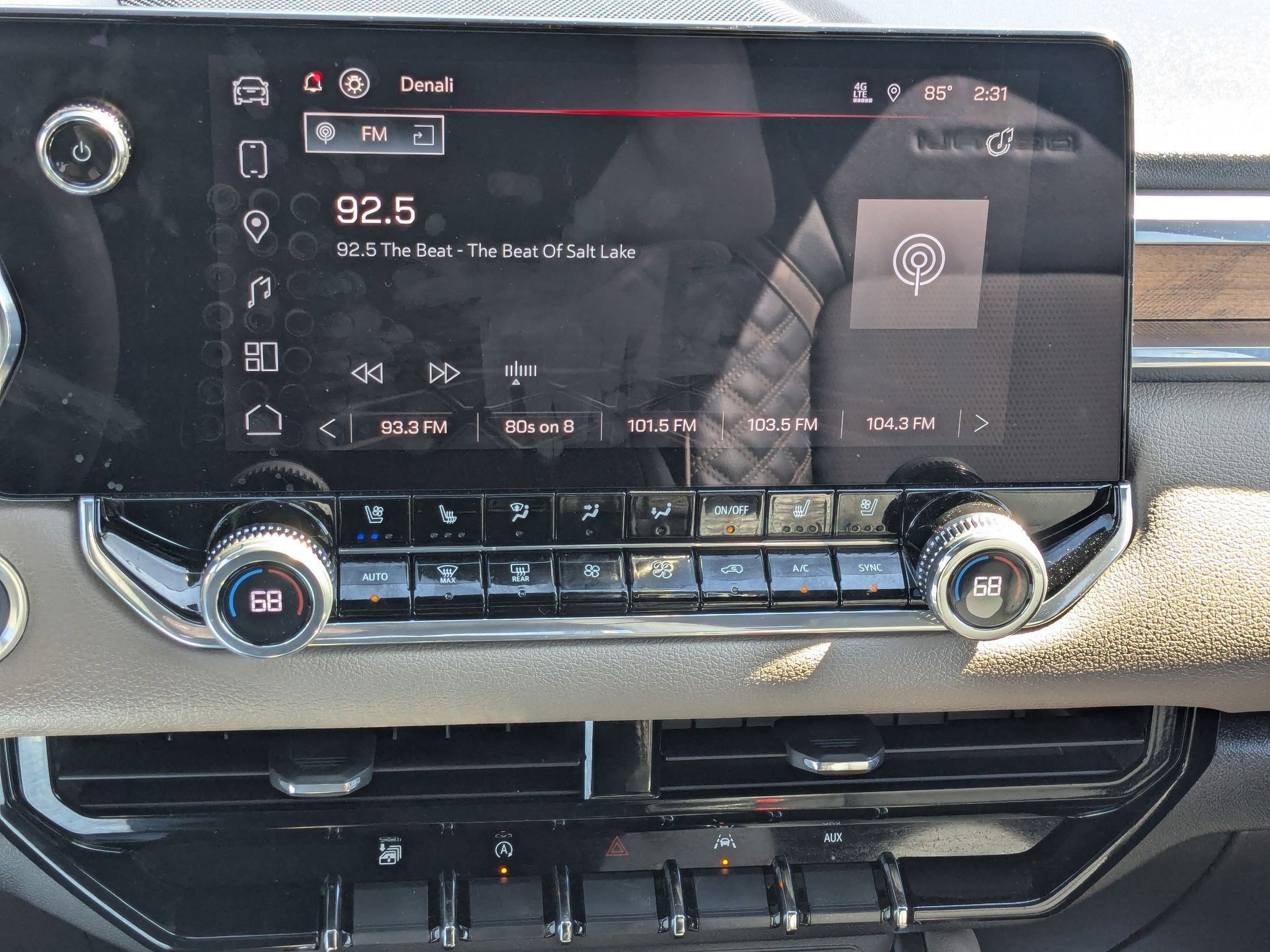 Used 2024 GMC Canyon Denali image 27