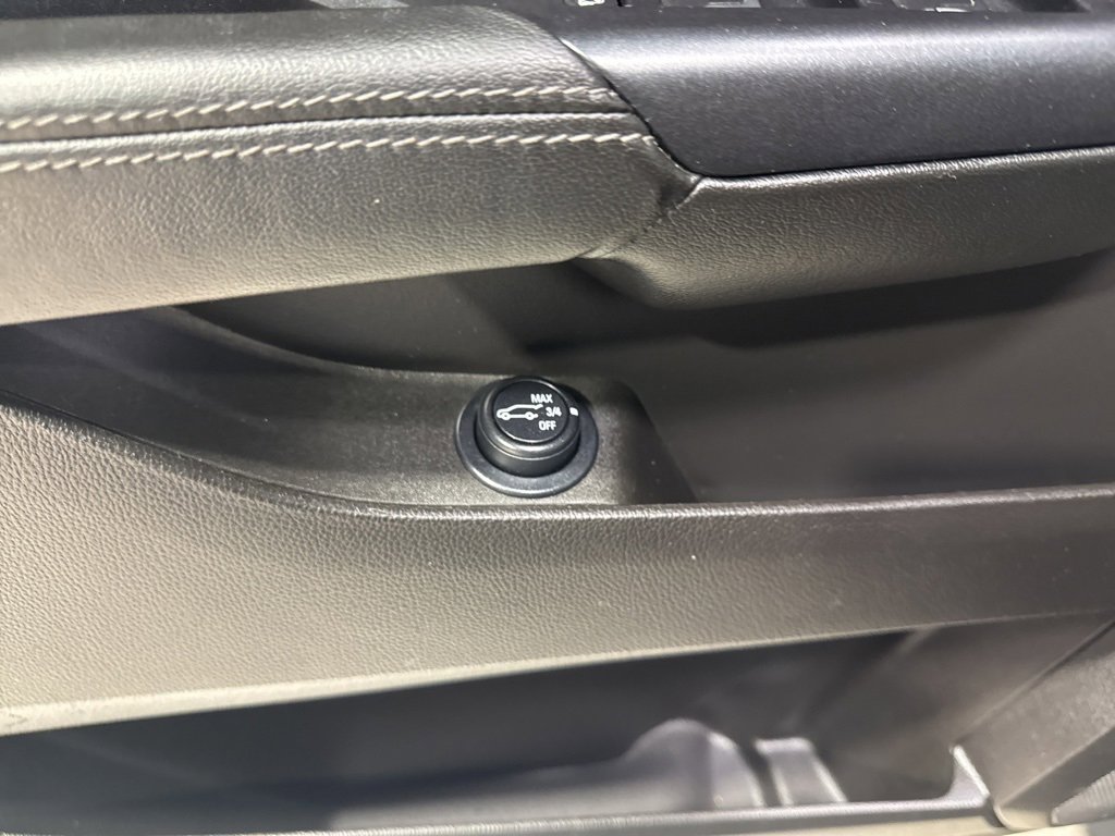 Used 2015 Cadillac SRX Luxury w/ Driver Awareness Package image 27