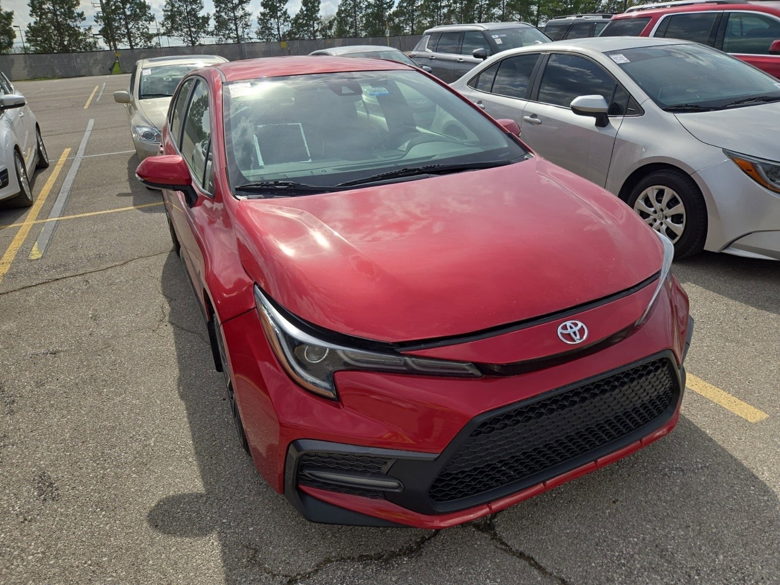 Used 2020 Toyota Corolla SE image 3