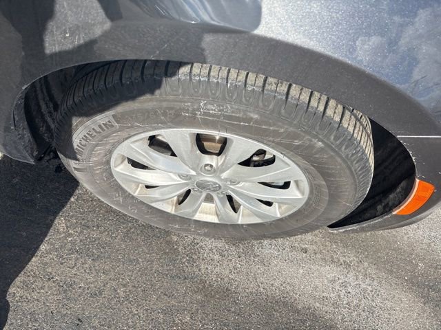 Used 2017 Chrysler Pacifica Touring-L image 7