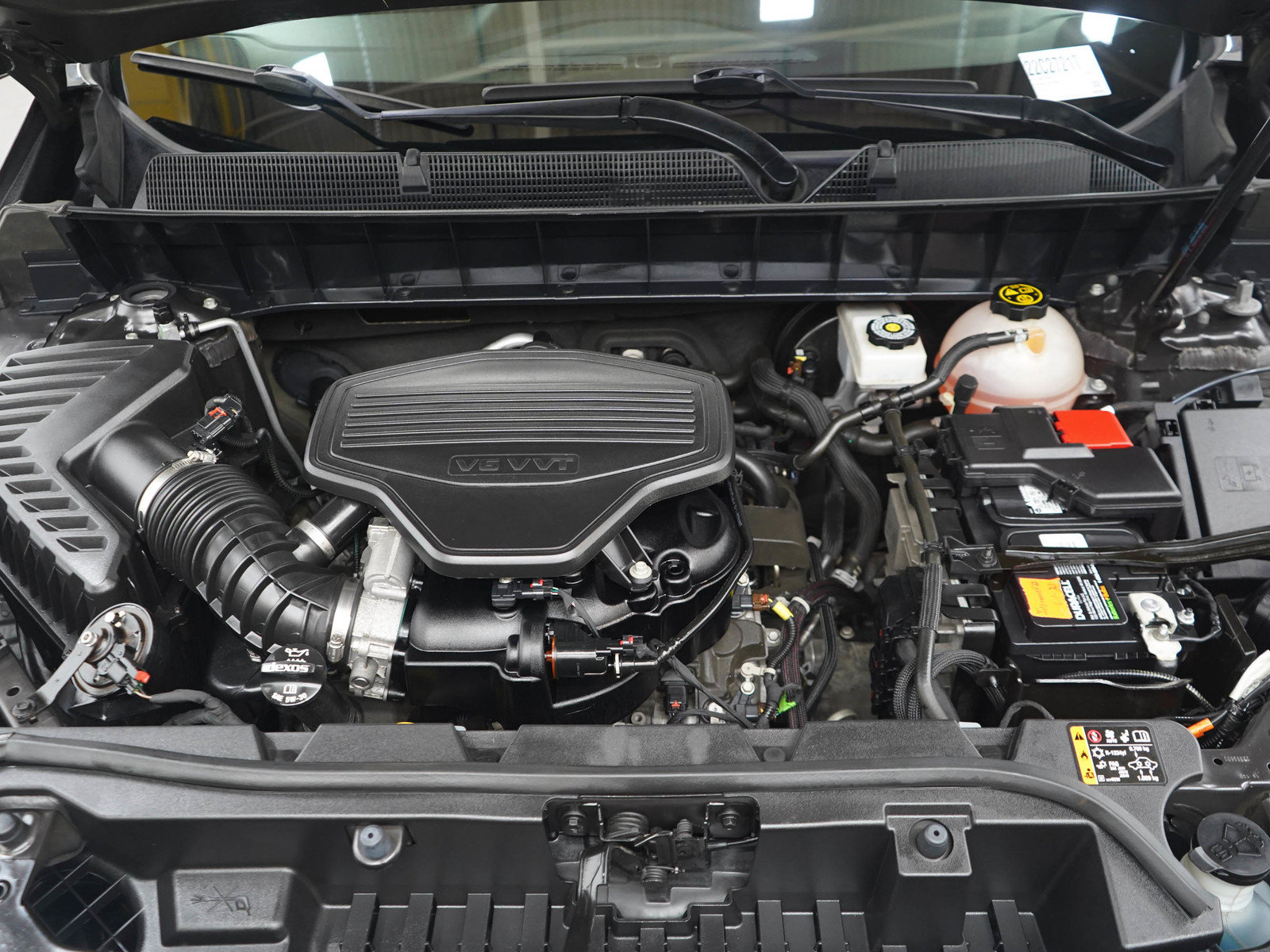 Used 2018 GMC Acadia SLE AWD/4WD image 30