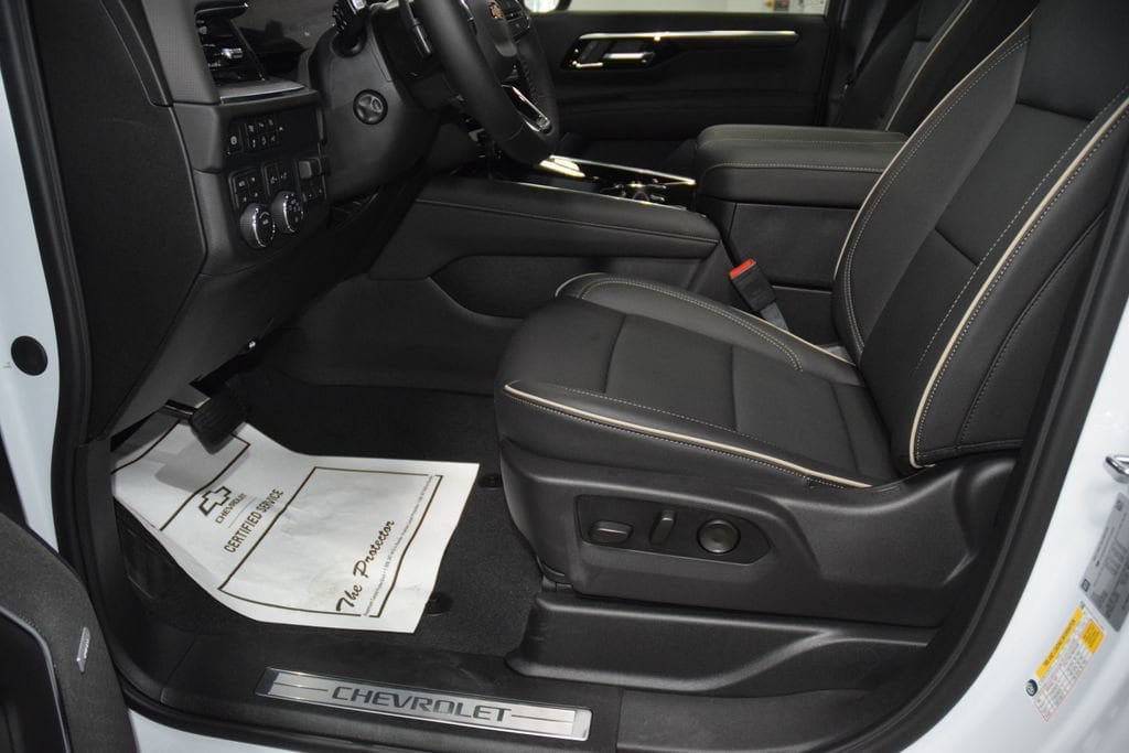 New 2026 Chevrolet Suburban Premier AWD/4WD image 40