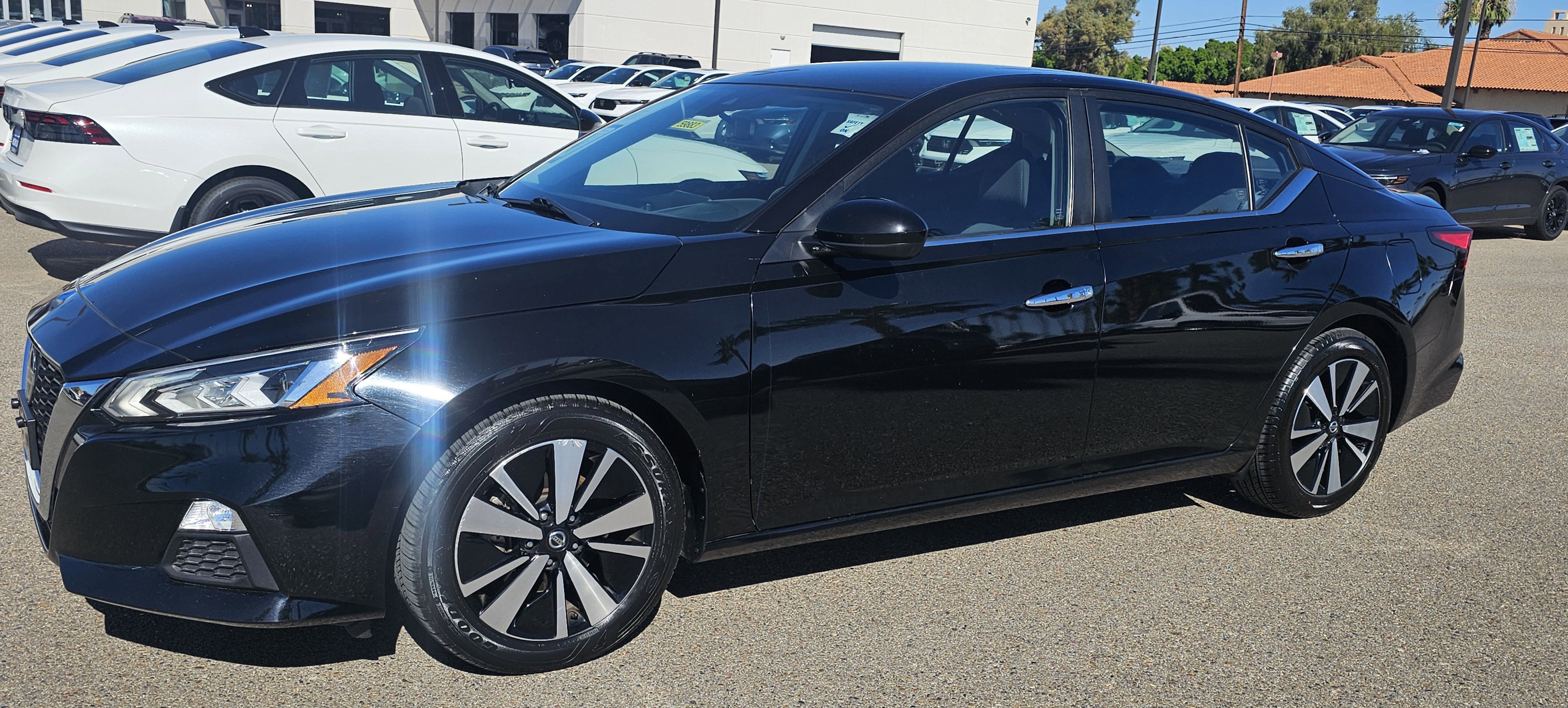 Used 2022 Nissan Altima 2.5 SV