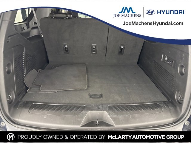 Used 2023 Chevrolet Suburban LT w/ LT Signature Plus Package image 25