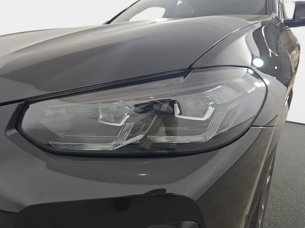 Certified 2024 BMW X4 M40i w/ Premium Package AWD/4WD image 36