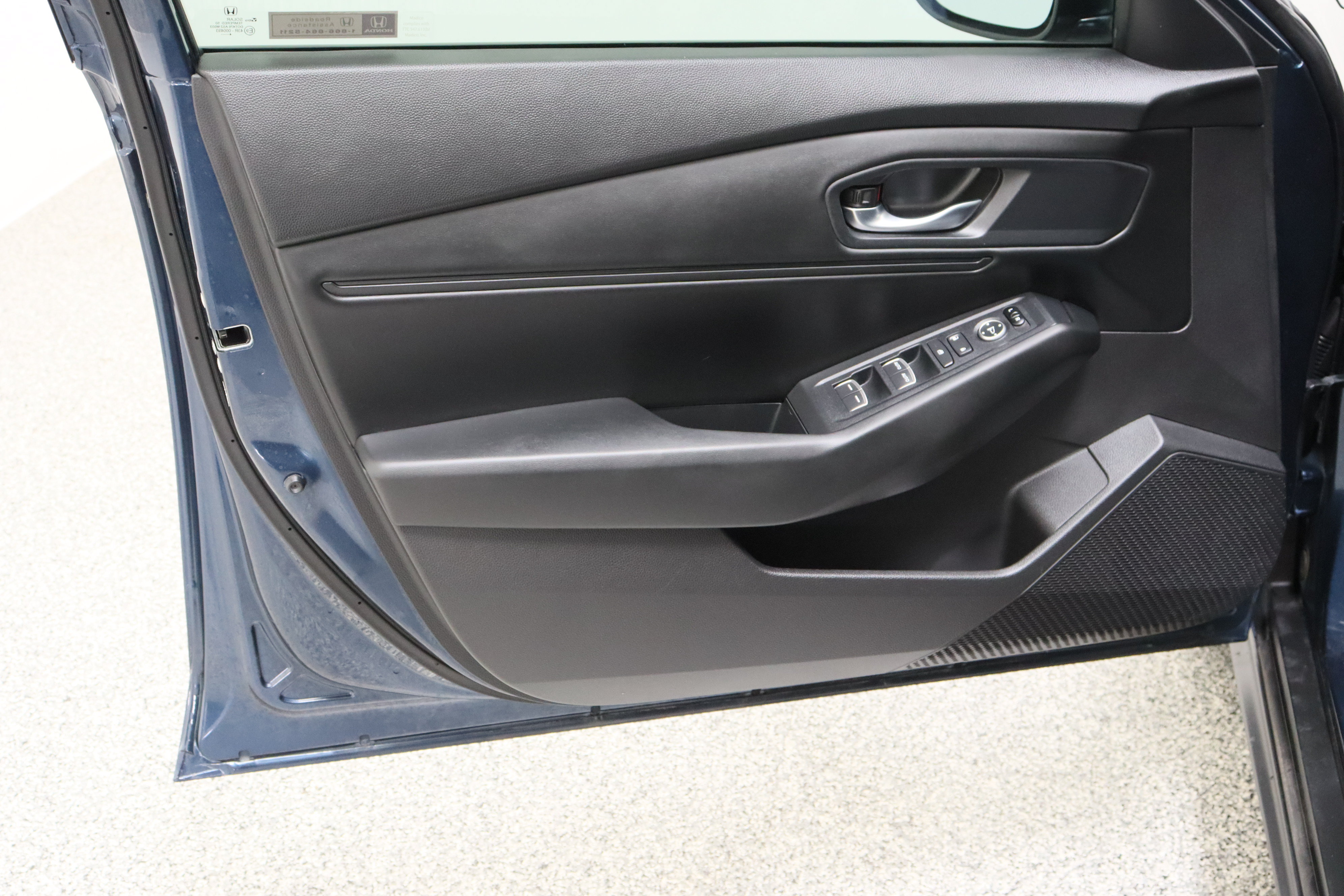Used 2024 Honda Accord EX image 12