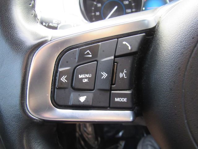 Used 2020 Jaguar F-PACE S image 40