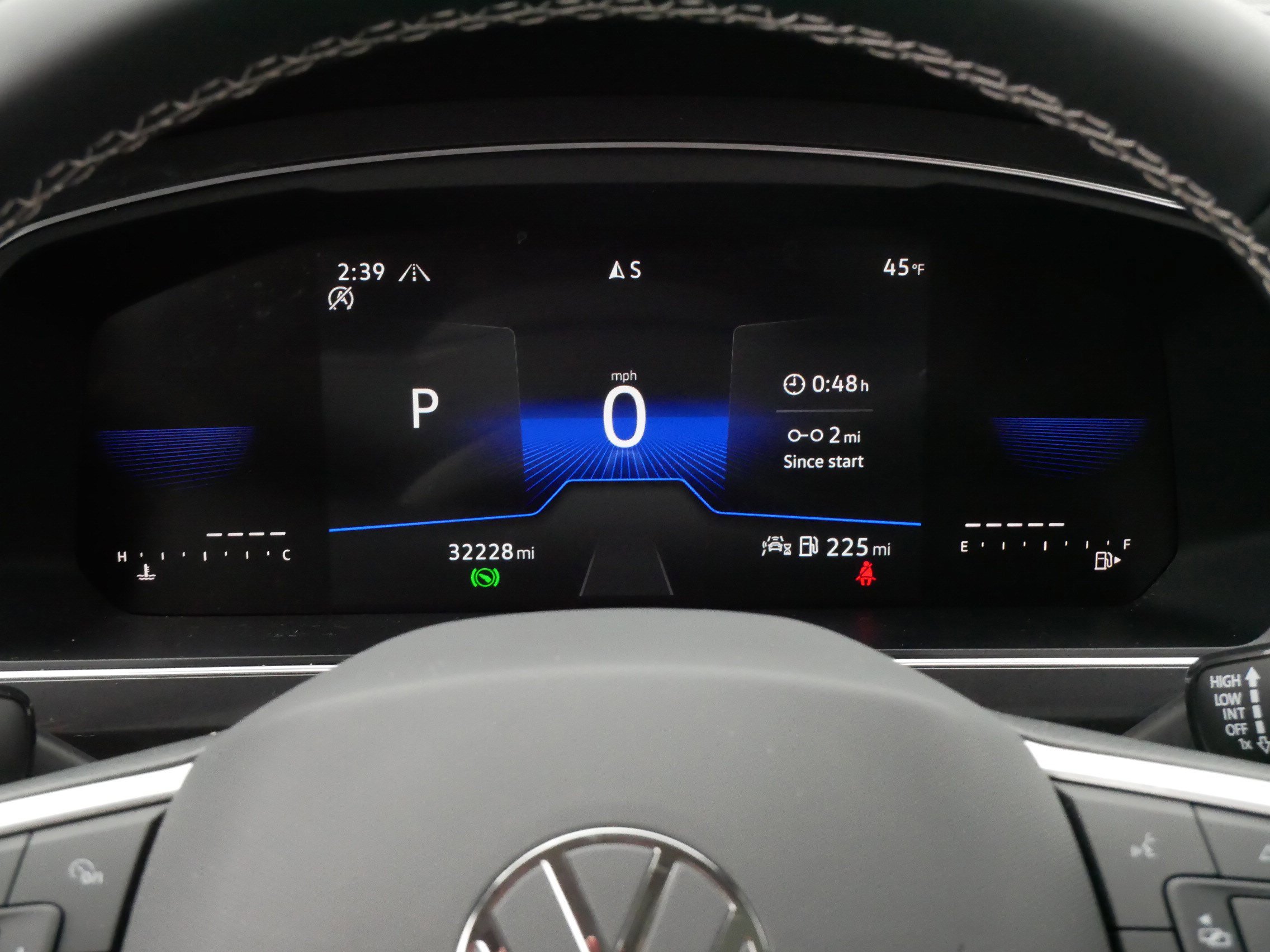 Certified 2023 Volkswagen Tiguan SE w/ Panoramic Sunroof Package AWD/4WD image 21