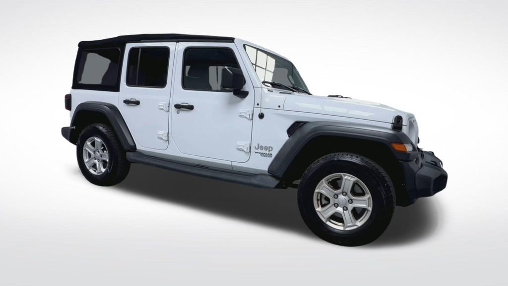 Used 2018 Jeep Wrangler Unlimited Sport S AWD/4WD image 3