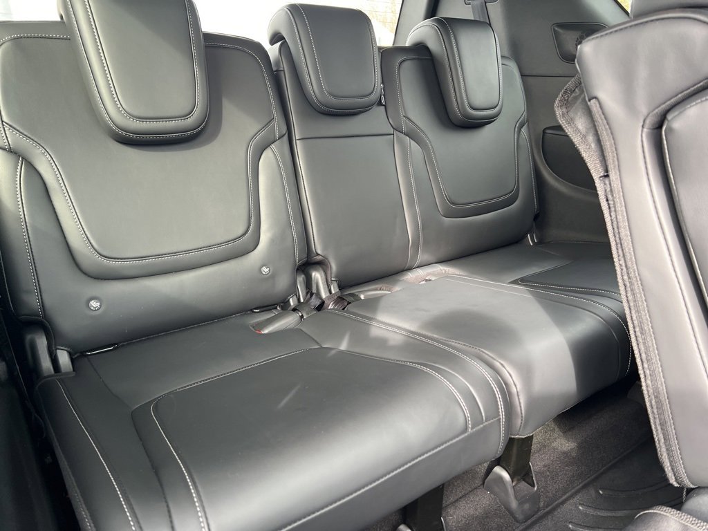 Used 2025 Nissan Armada PRO-4X w/ Pro-4X Premium Package image 22