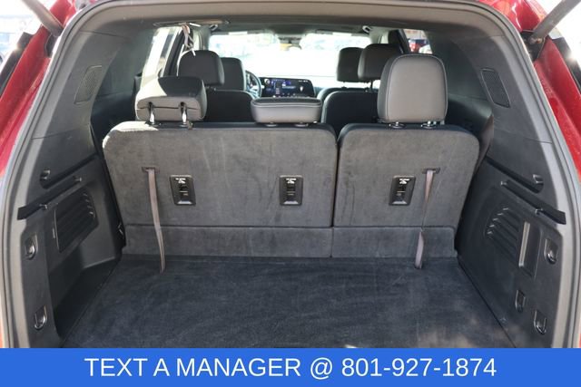 Used 2025 Chevrolet Traverse LT image 10
