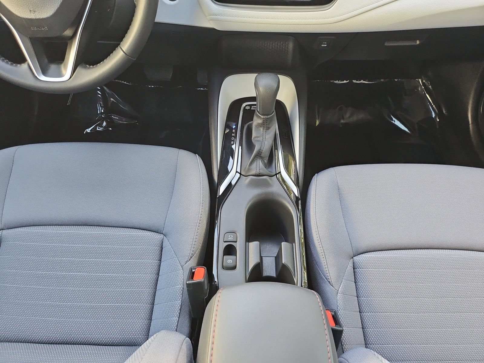 Used 2025 Toyota Corolla SE FWD image 31
