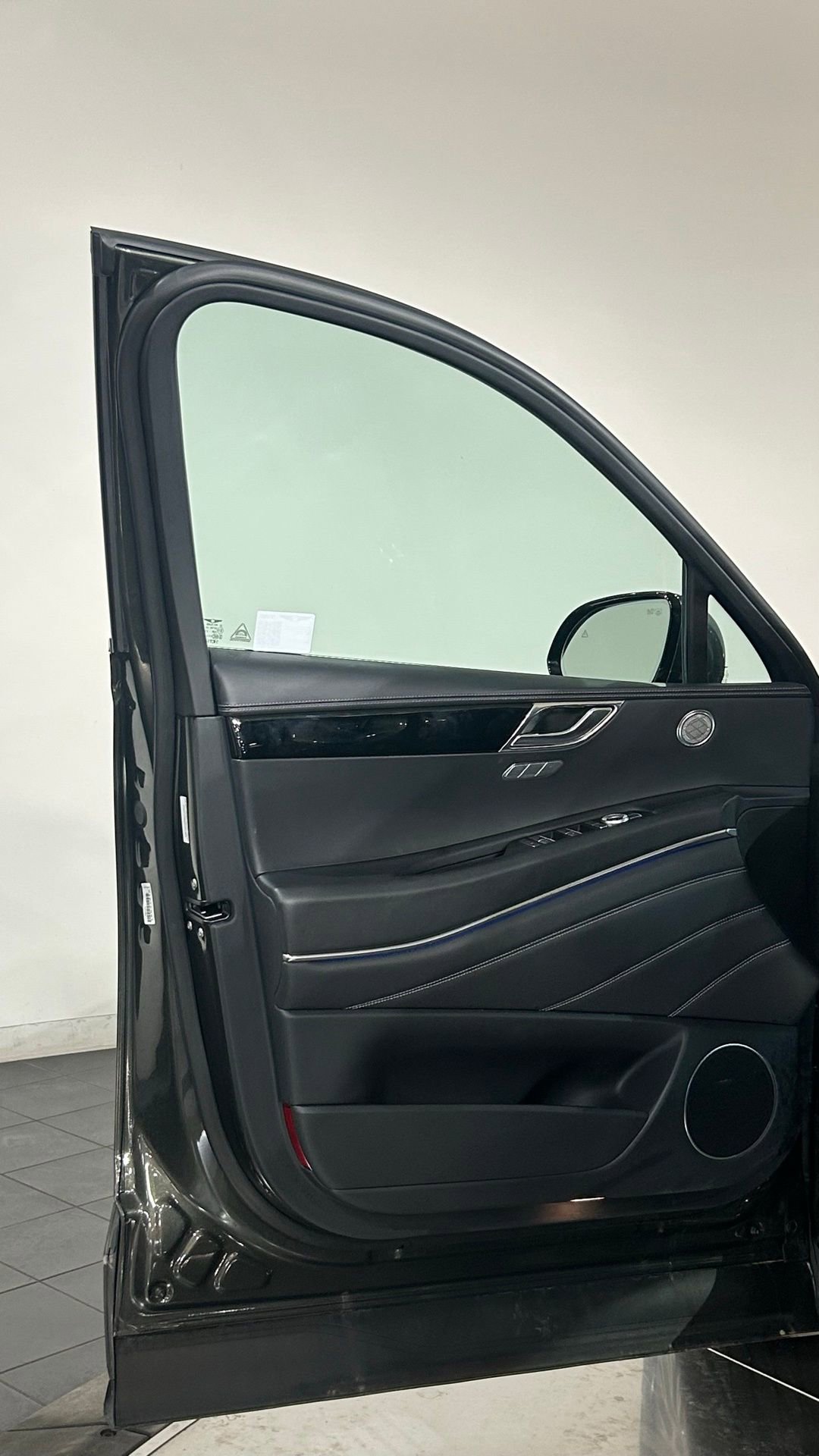 Used 2025 Genesis GV80 2.5T Standard image 36