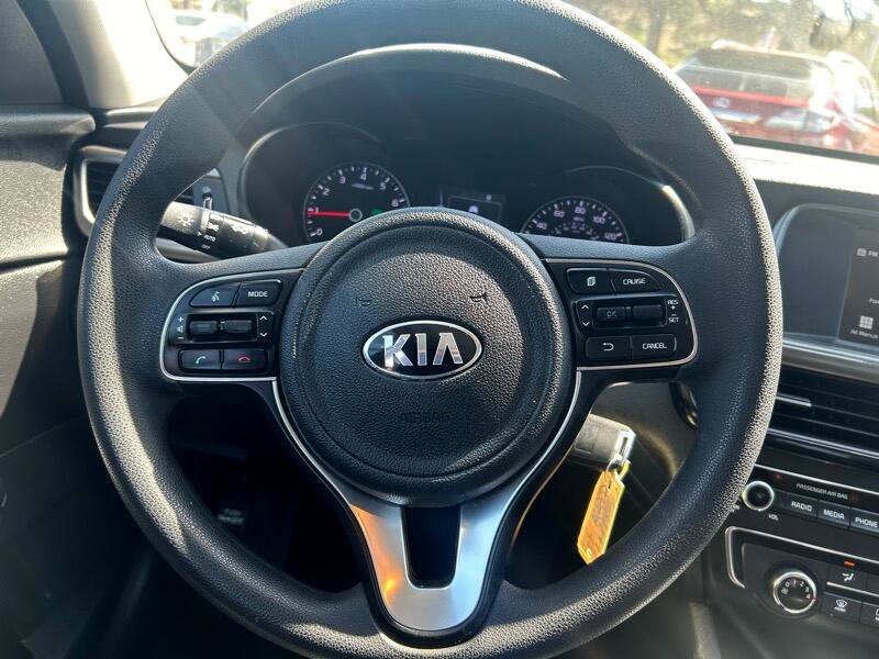 Used 2018 Kia Optima LX image 10