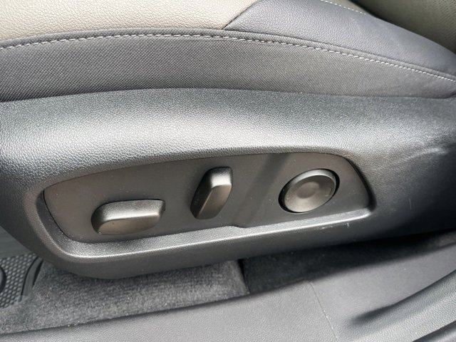 Used 2026 Chevrolet Equinox LT w/ Convenience Package II image 15