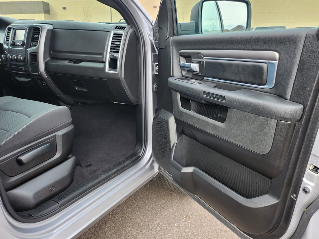 Used 2023 RAM 1500 Classic Warlock image 22