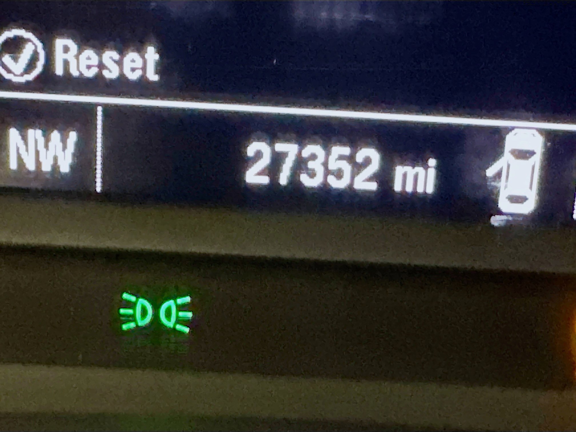 Used 2025 Chevrolet Trax LS image 18