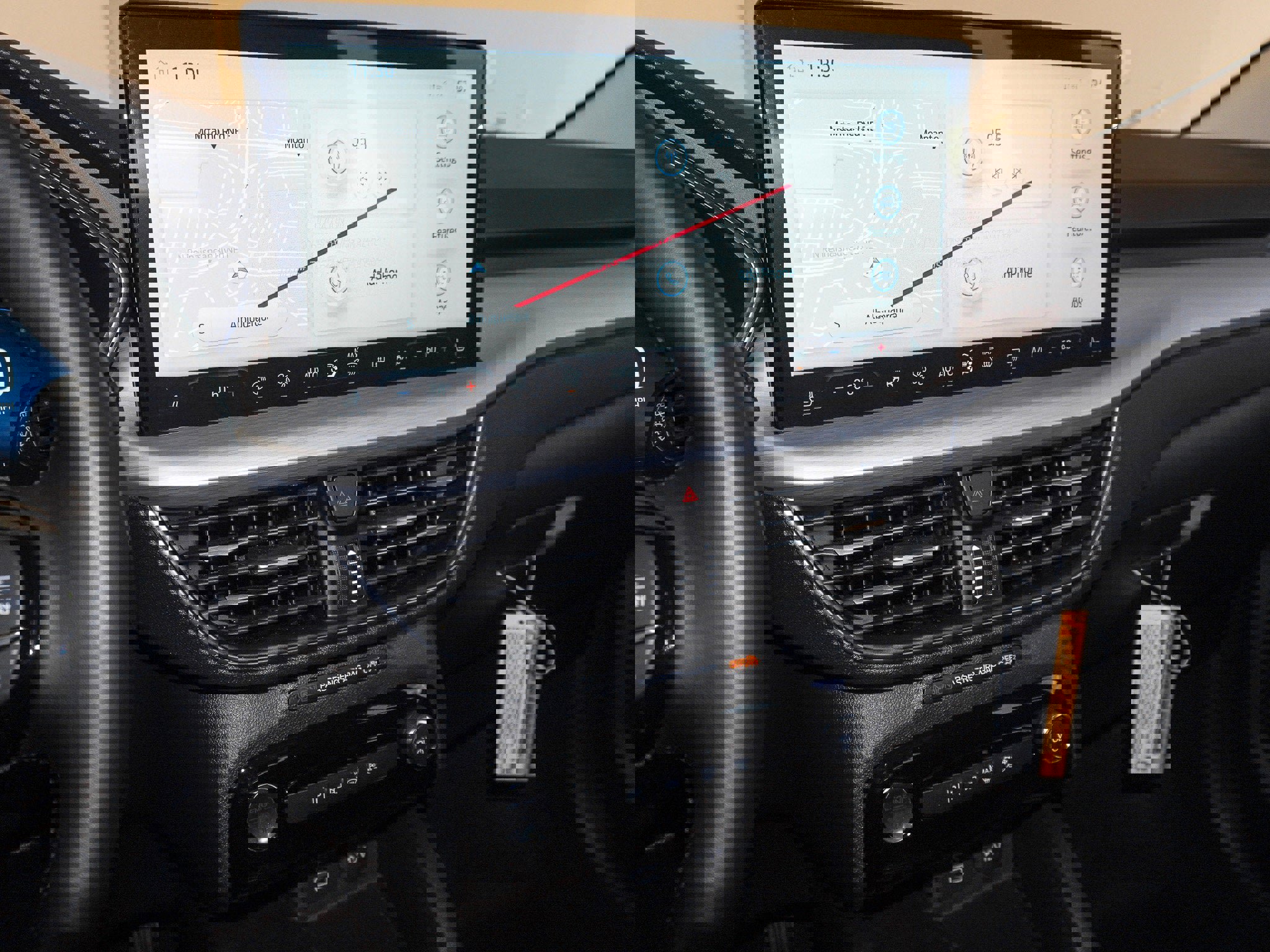 New 2025 Ford Escape SE w/ PHEV Premium Package image 29