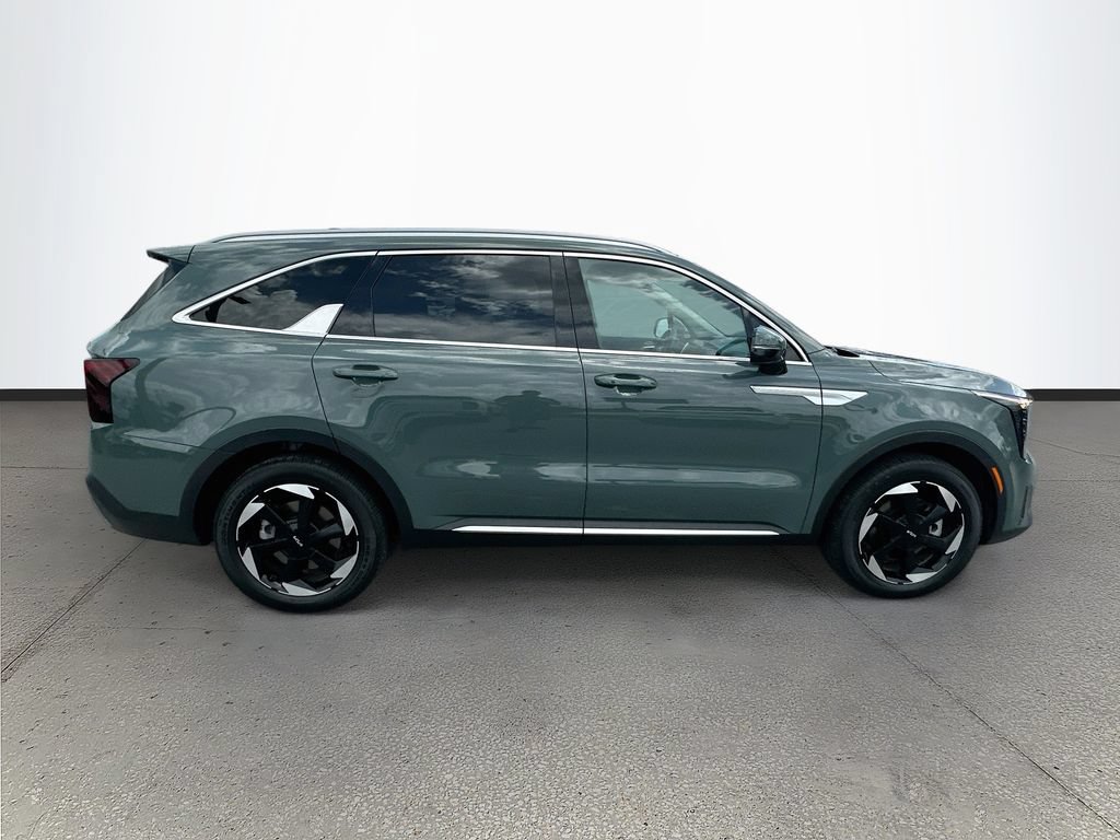 Used 2025 Kia Sorento EX AWD/4WD image 8
