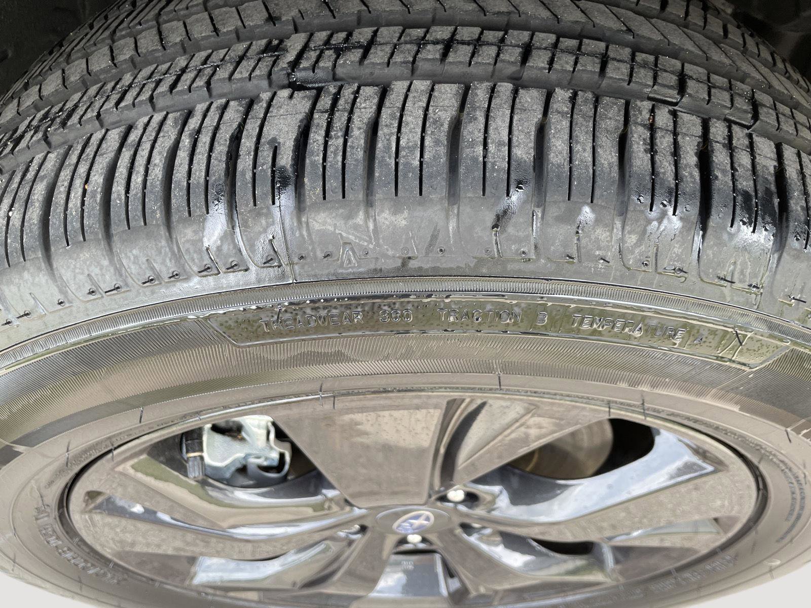 Certified 2026 Subaru Ascent Premium AWD/4WD image 8
