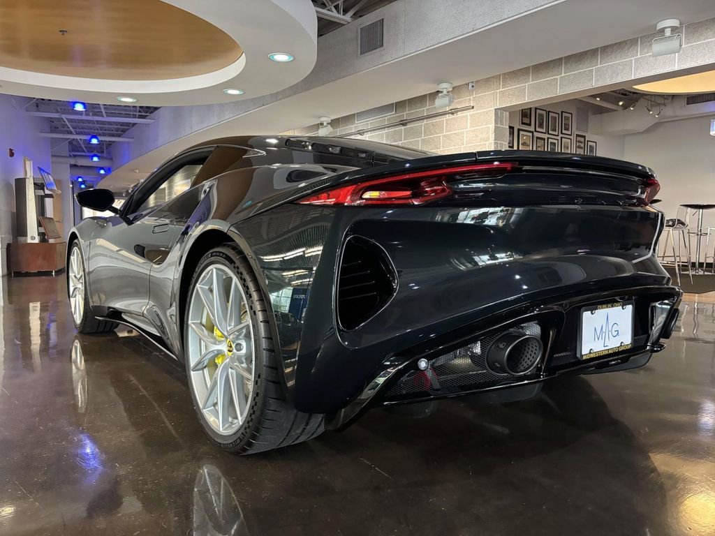 New 2025 Lotus Emira image 4
