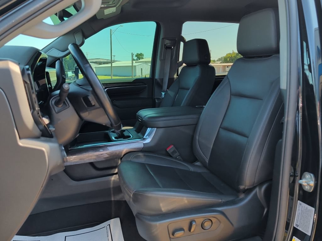 Used 2024 Chevrolet Silverado 2500 LTZ w/ LTZ Plus Package AWD/4WD image 11