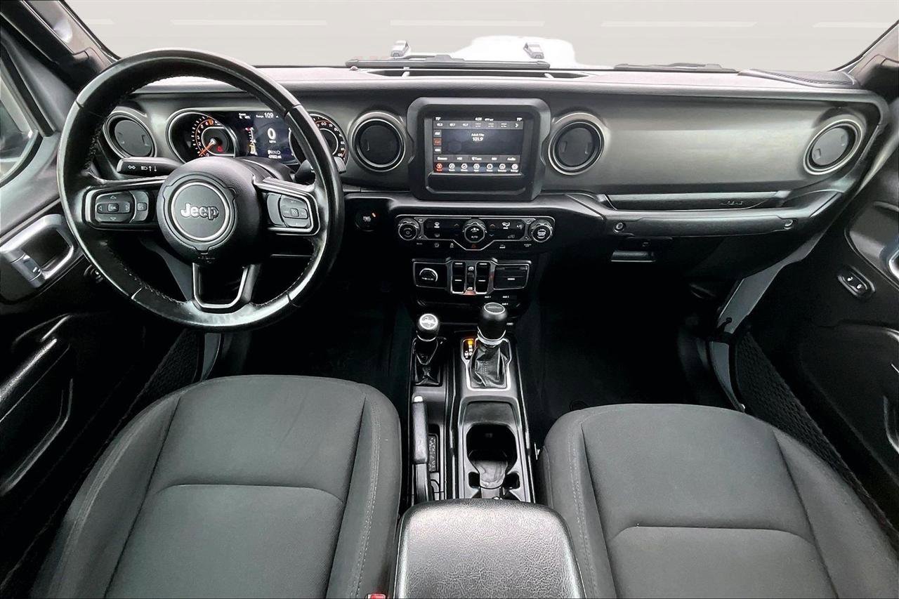 Used 2022 Jeep Gladiator Sport image 9